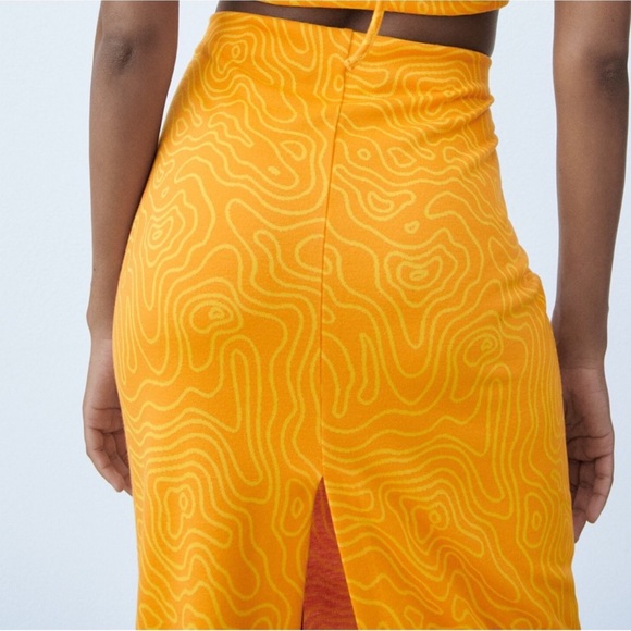 Cute yellow Zara tie skirt and crop set 💛 Never worn! - Picture 4 of 4